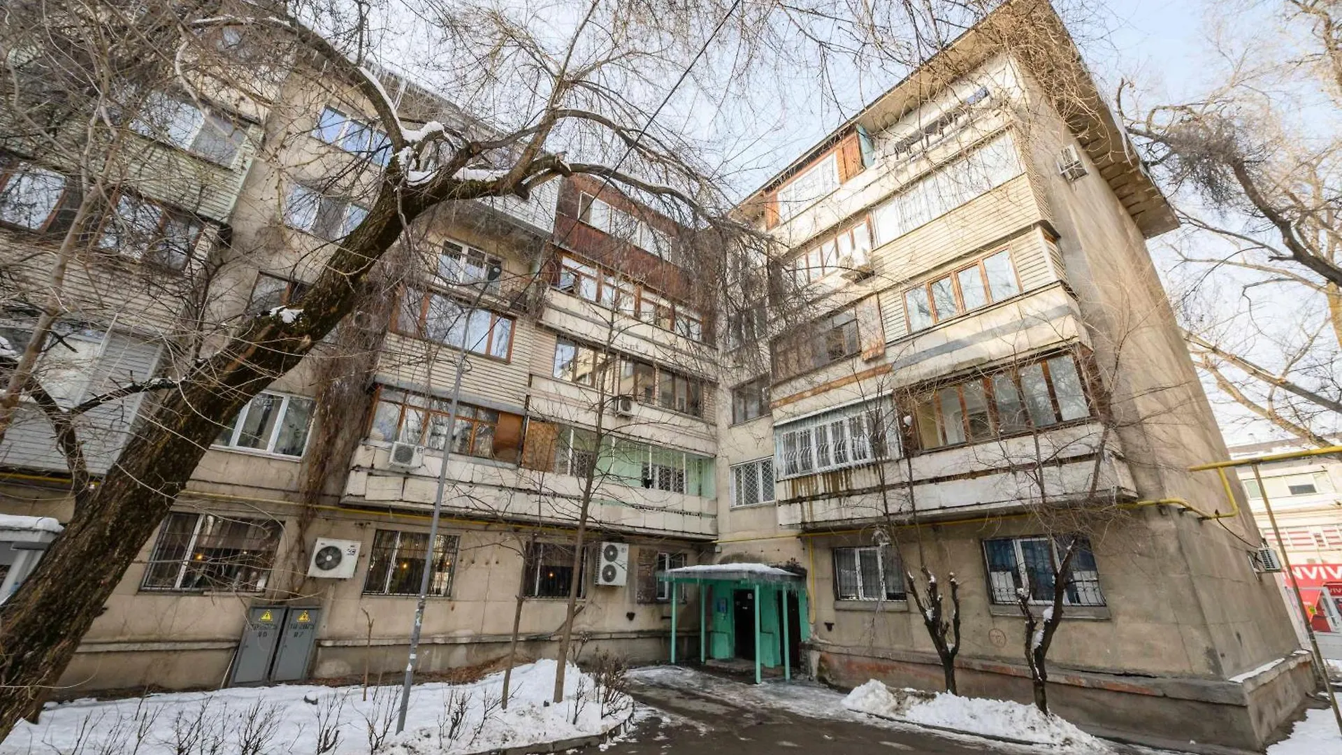 Mid-Century Charm Apartments В Центре Алматы 0*,  Казахстан